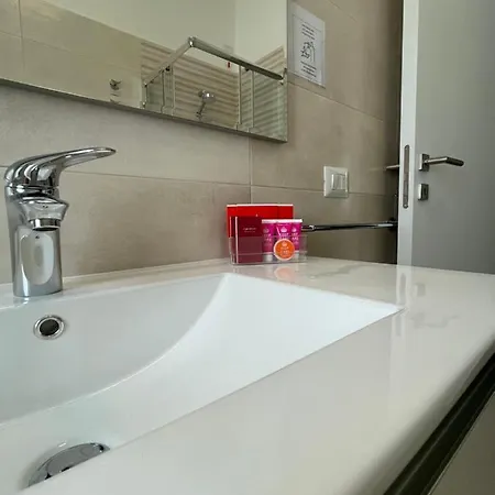 Residenza Gasparoni Di Guidi Eleonora Appartamento *